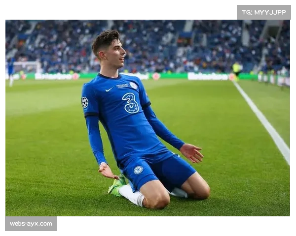 切尔西对阵西汉姆联出现争议点球判罚，裁判改判任意球